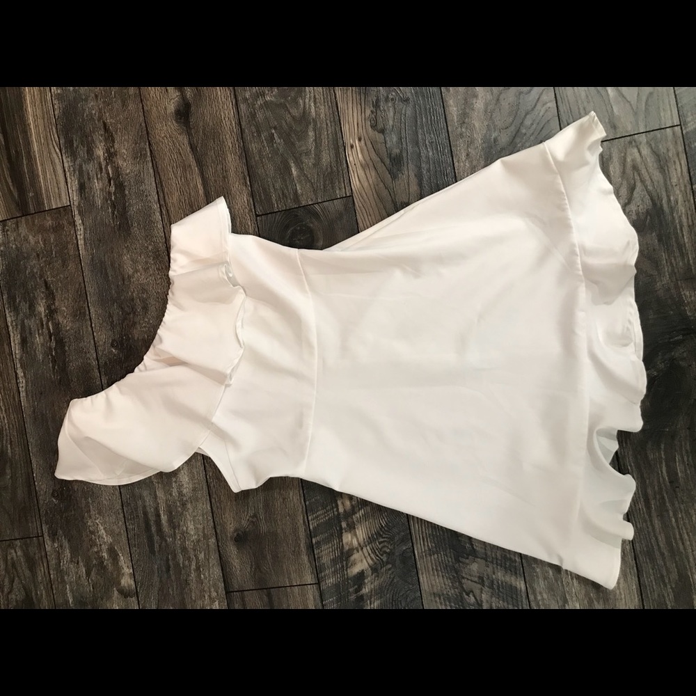 NWT!! Super cute white one shoulder dress
